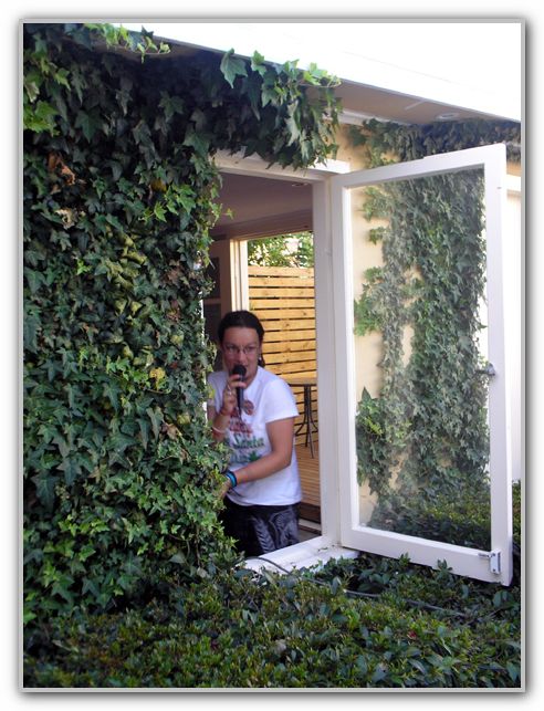 MJ in Kareoke Mode DJ & SJ House Xmas Day 2006